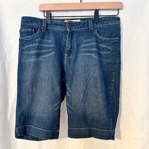 Women's Izod Bermuda Denim shorts Size 6